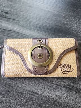 Roxy Tan Woven Wristlet Clutch with Brown Trim and Brass Accent
